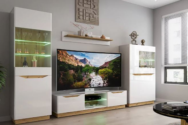 balta sekcija tv zonai venture