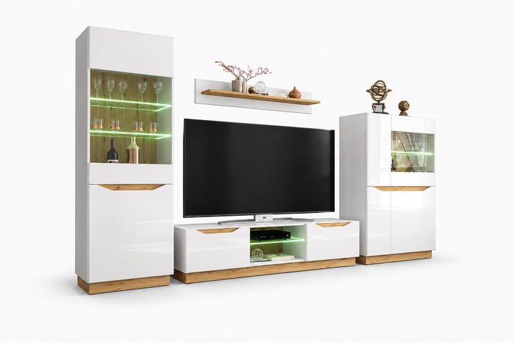 balta sekcija tv zonai venture