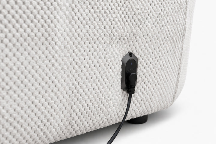 baltas sviesiai pilkos spalvos sofa kampas su elektriniu valdymu polar