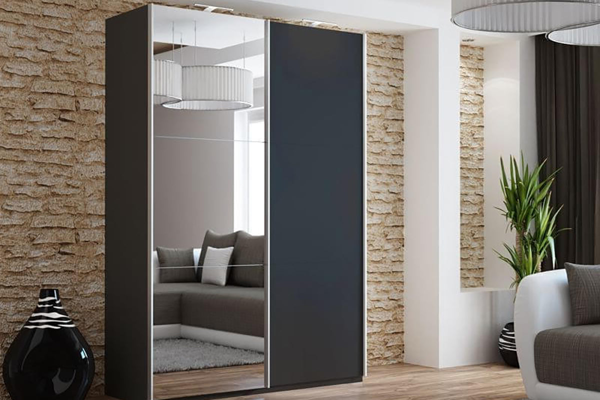 spinta ilara tamsiai pilka