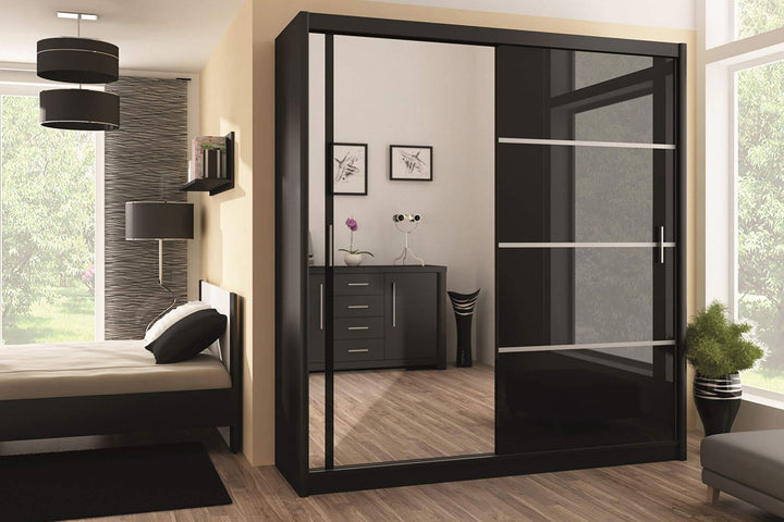 spinta pearl black interjere